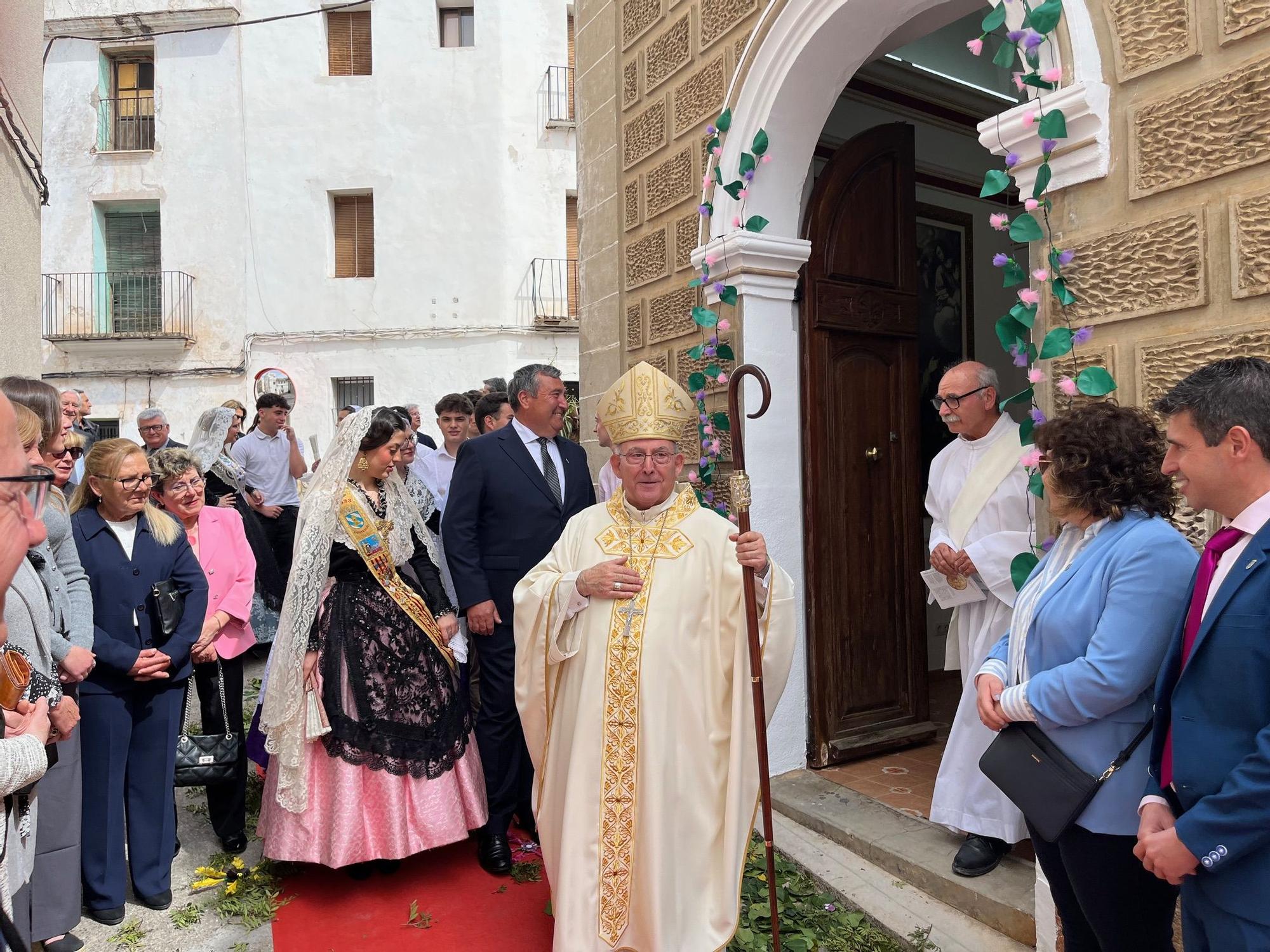 Las mejores imágenes del 500 aniversario de la parroquia de Figueroles