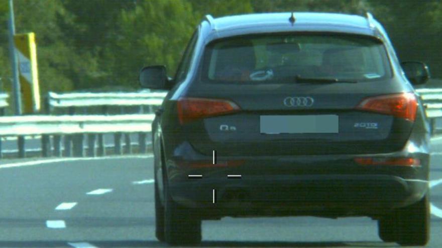 El vehicle interceptat menter circulava a 204 km/h.