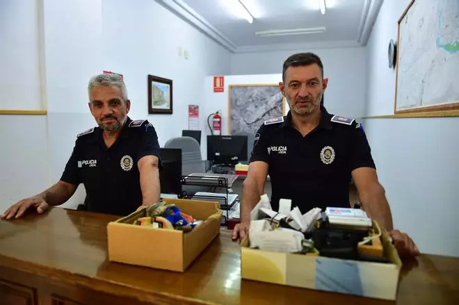 Fotogalería | Imágenes de la oficina de objetos perdidos de la Policía Local de Plasencia