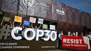 Les emissions derivades de la crema de combustibles fòssils repunten un 1,1% el 2025 i amenacen els plans climàtics globals