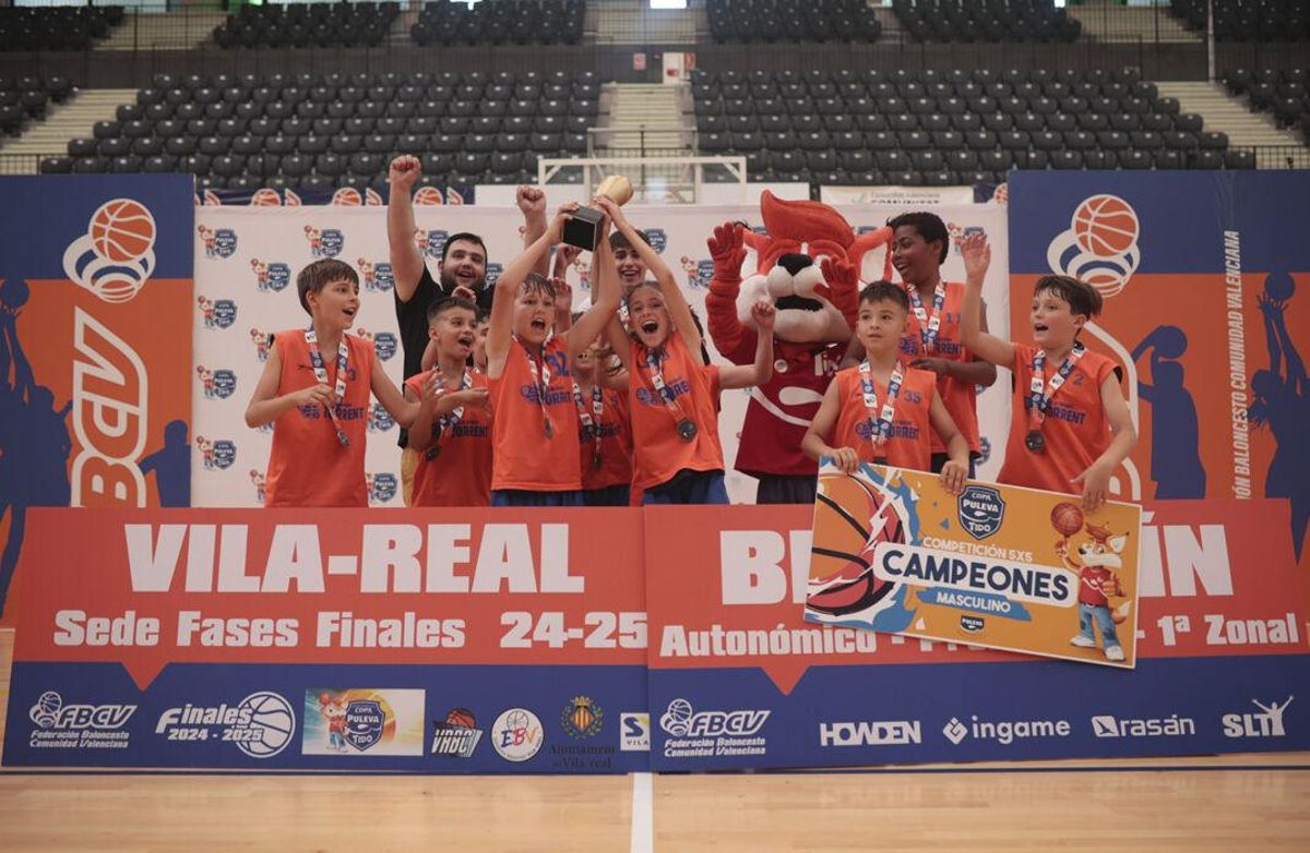 Escola Bàsquet Torrent, campeón Benjamín maculino en Autonómico.