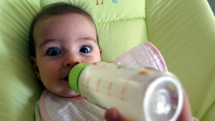 Un estudio en bebés permite superar la alergia a la leche de vaca antes del año
