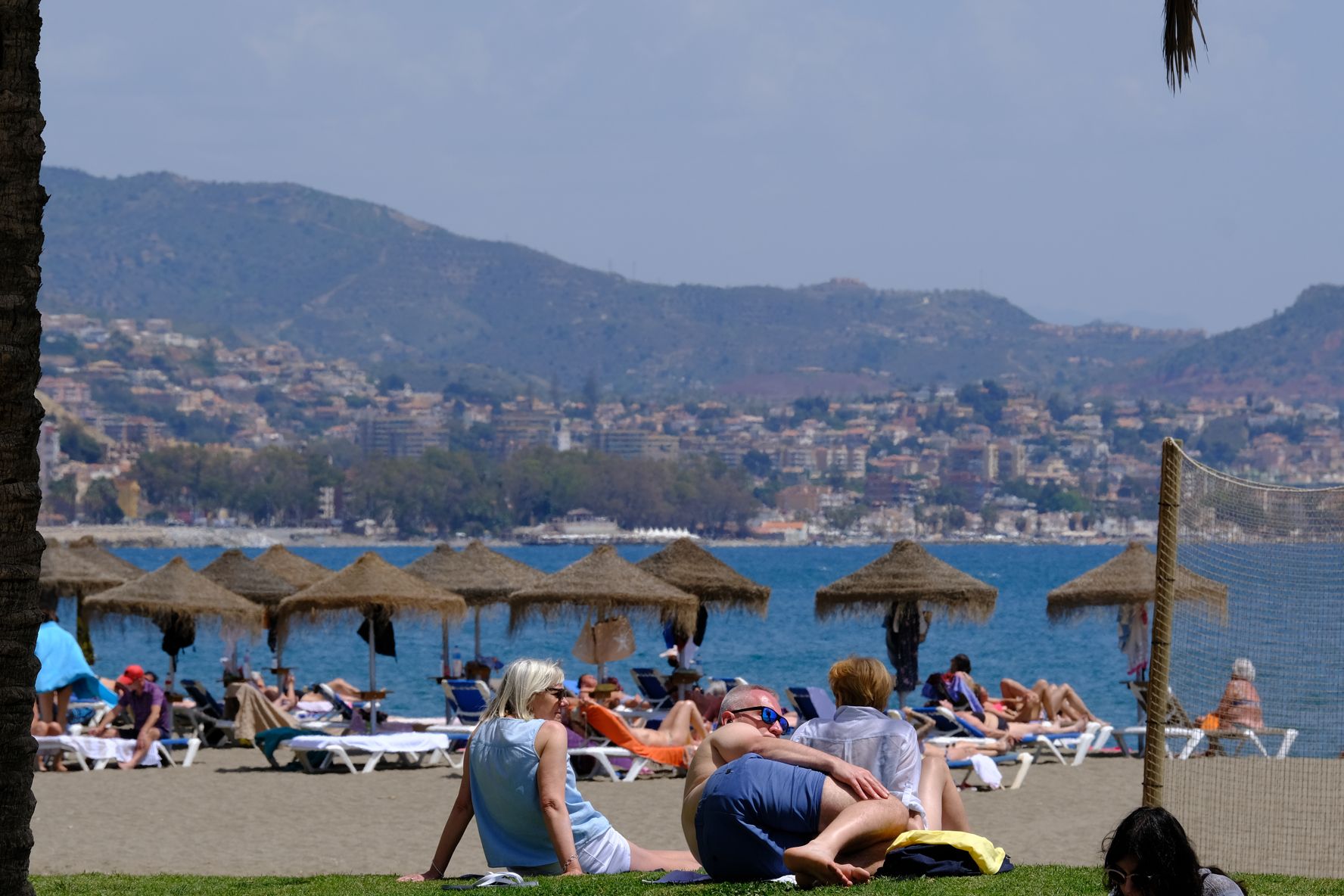 Día de sol y playa en el puente de mayo en Málaga