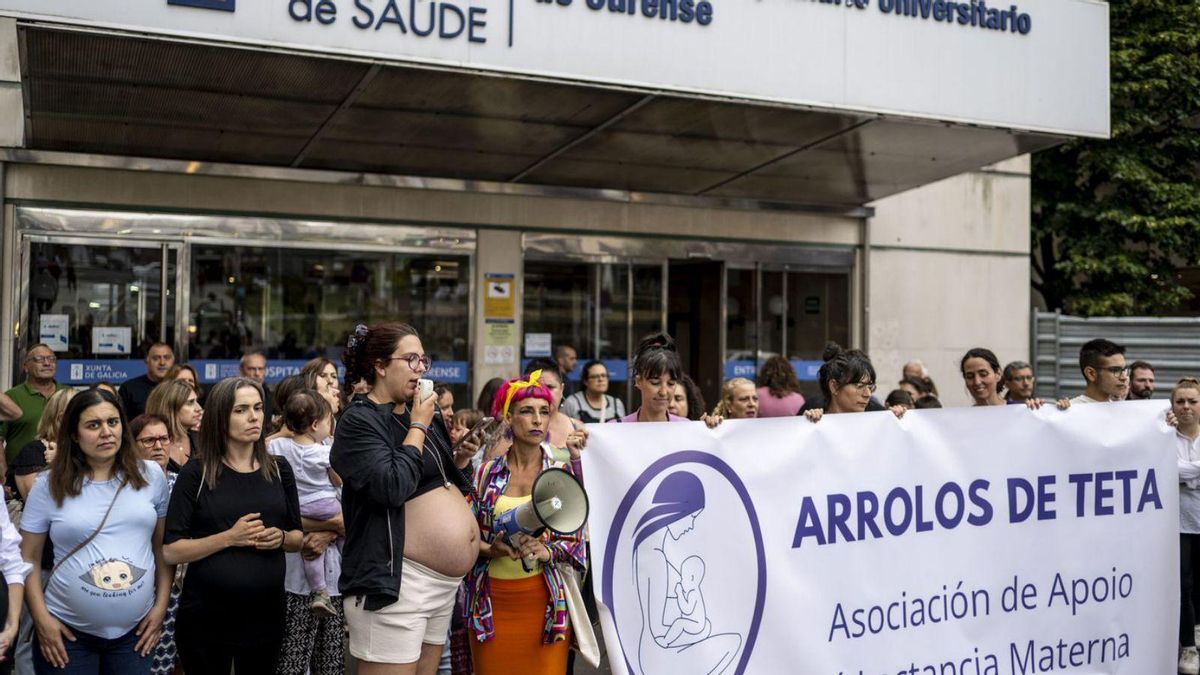Concentración en la jornada del viernes frente al CHUO.
