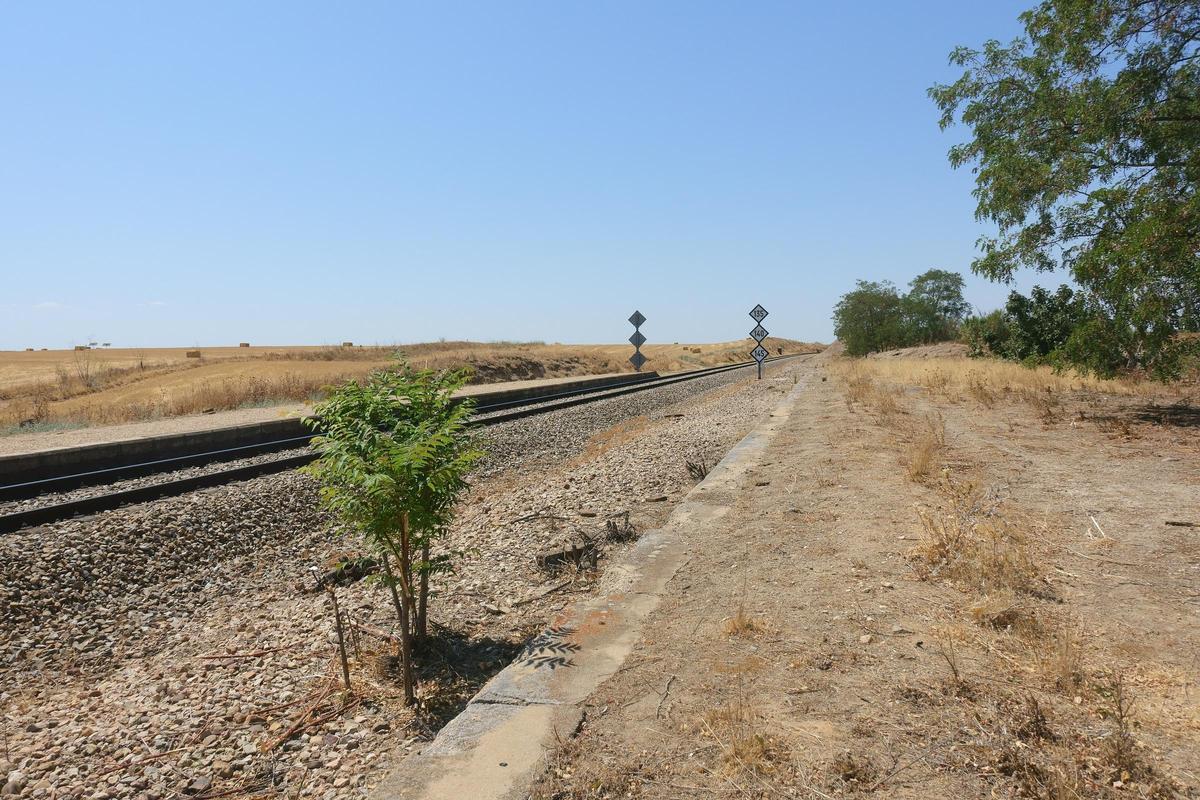 Las vías de la antigua línea de tren
