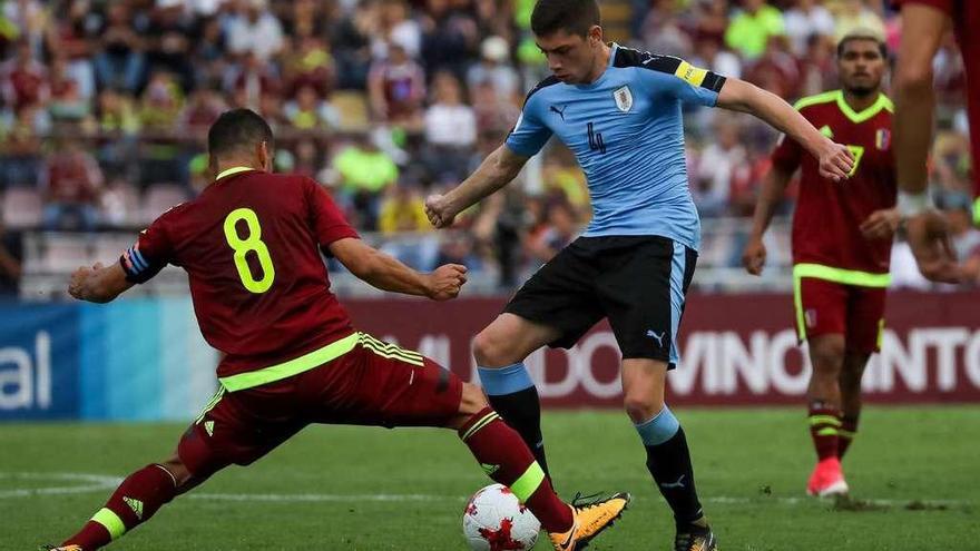 Valverde, titular con Uruguay; esta noche, turno para Schär con Suiza