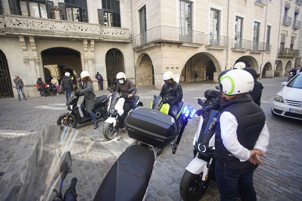 Les motos elèctriques de Silence aterren a Girona.