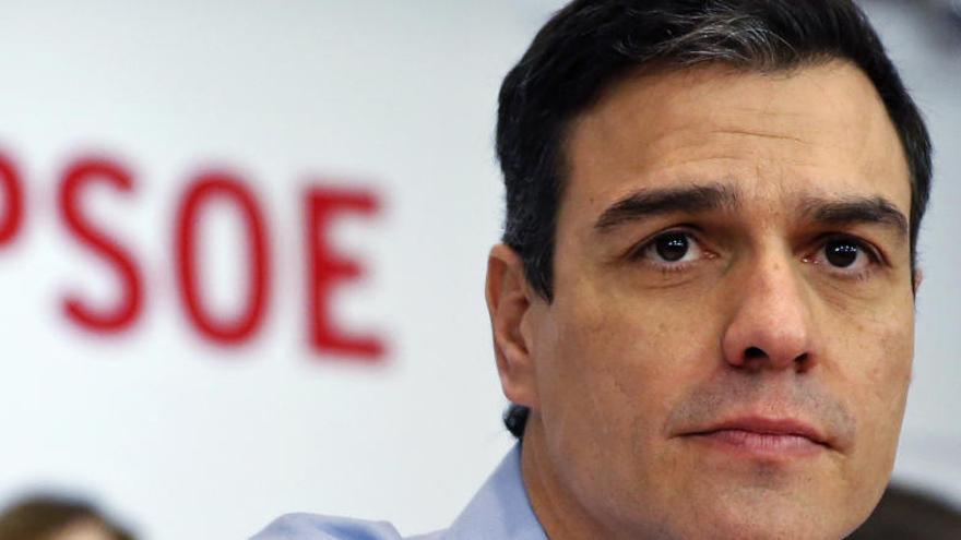 Sánchez llega a la investidura con el menor apoyo de la democracia