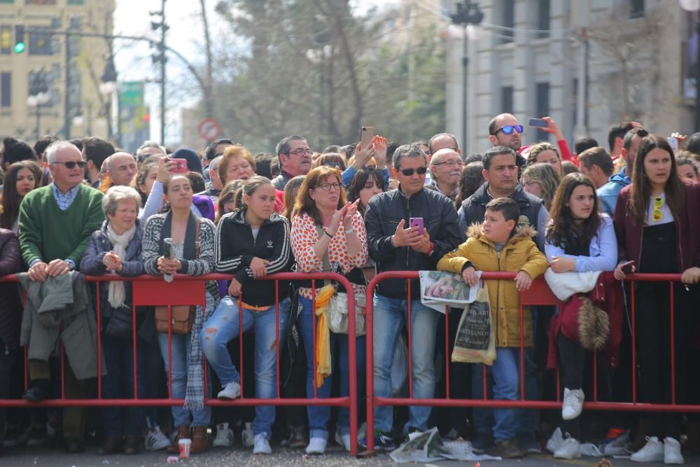 Búscate en la mascletà del 5 de marzo