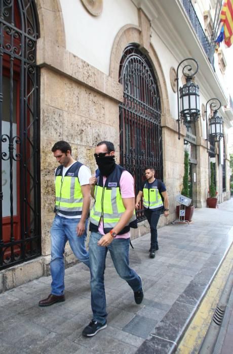 Operación policial contra la corrupción en el Ayuntamiento de Sagunt