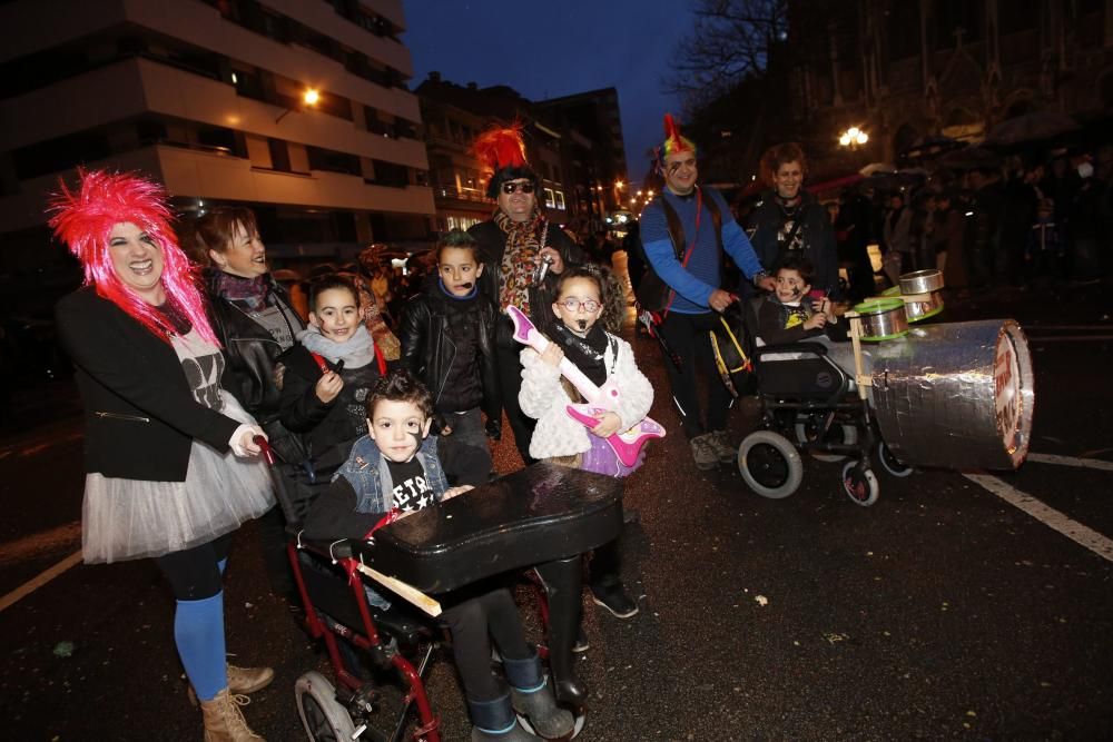 Desfile del martes de Carnaval en el Antroxu de Avilés