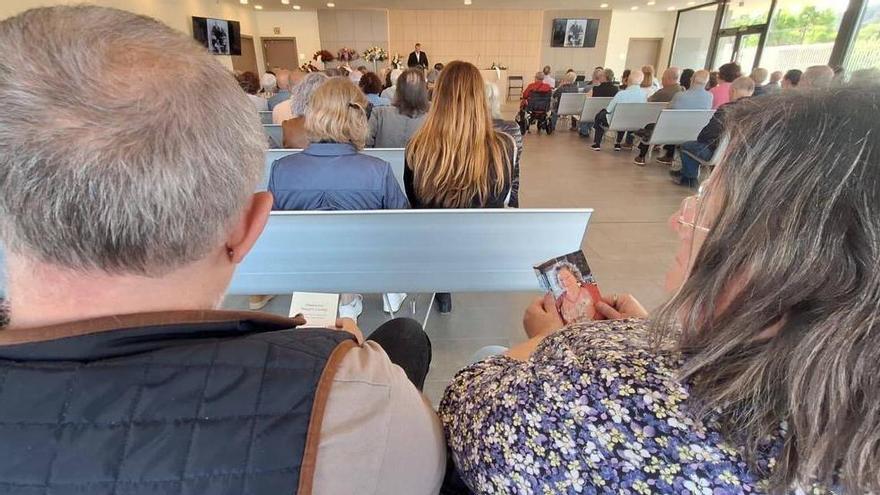 Montserrat Margarit rep un comiat carregat d’agraïment dels qui la van estimar i respectar