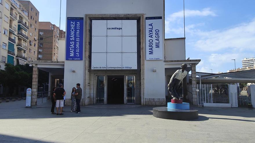 Con Málaga reclama &quot;transparencia&quot; en el futuro del CAC Málaga