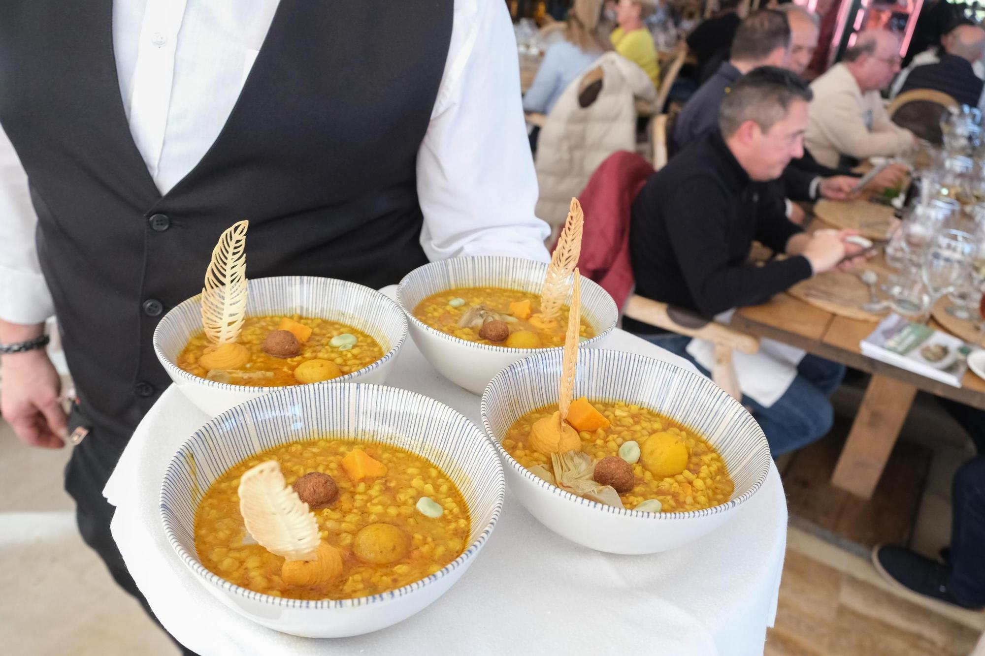 Menjars de la Terra se estrena en la Vega Baja en el Restaurante La Galería de La Mirada de La Zenia