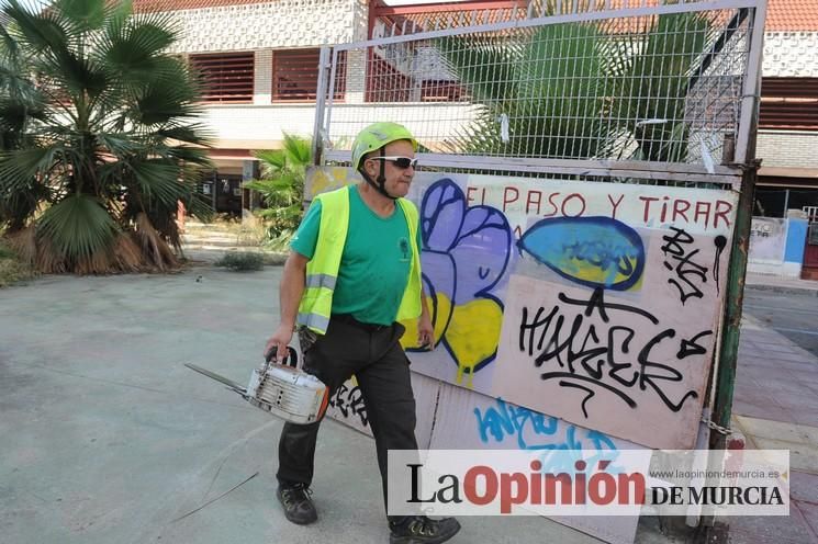 Desalojo y limpieza de la guardería de La Fama