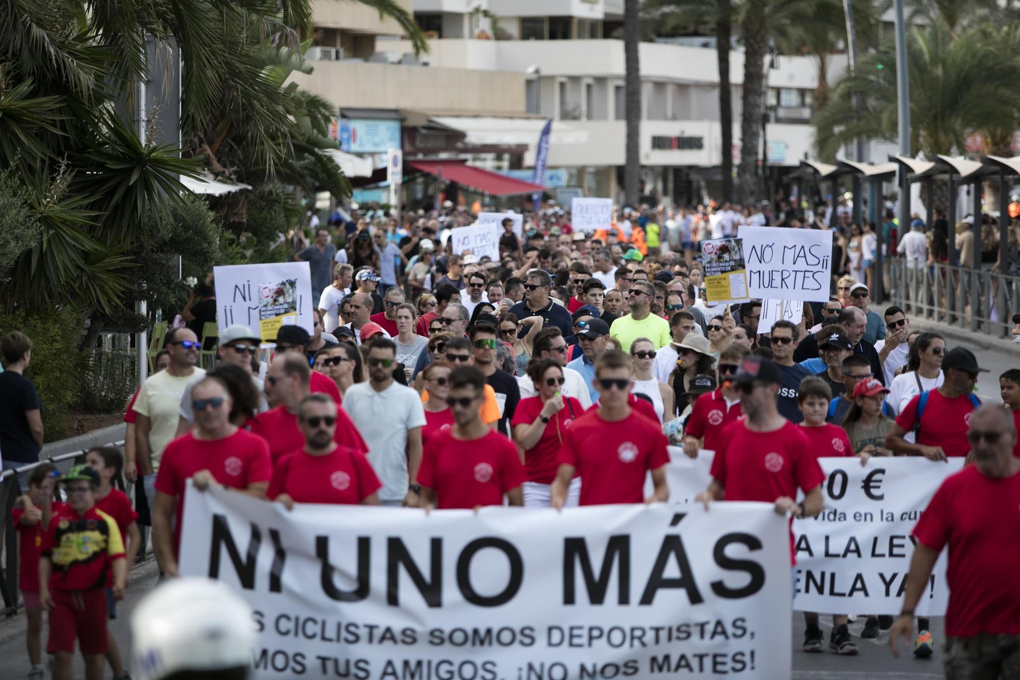 Mira aquí todas las imágenes de la protesta para pedir más seguridad para los ciclistas en Ibiza
