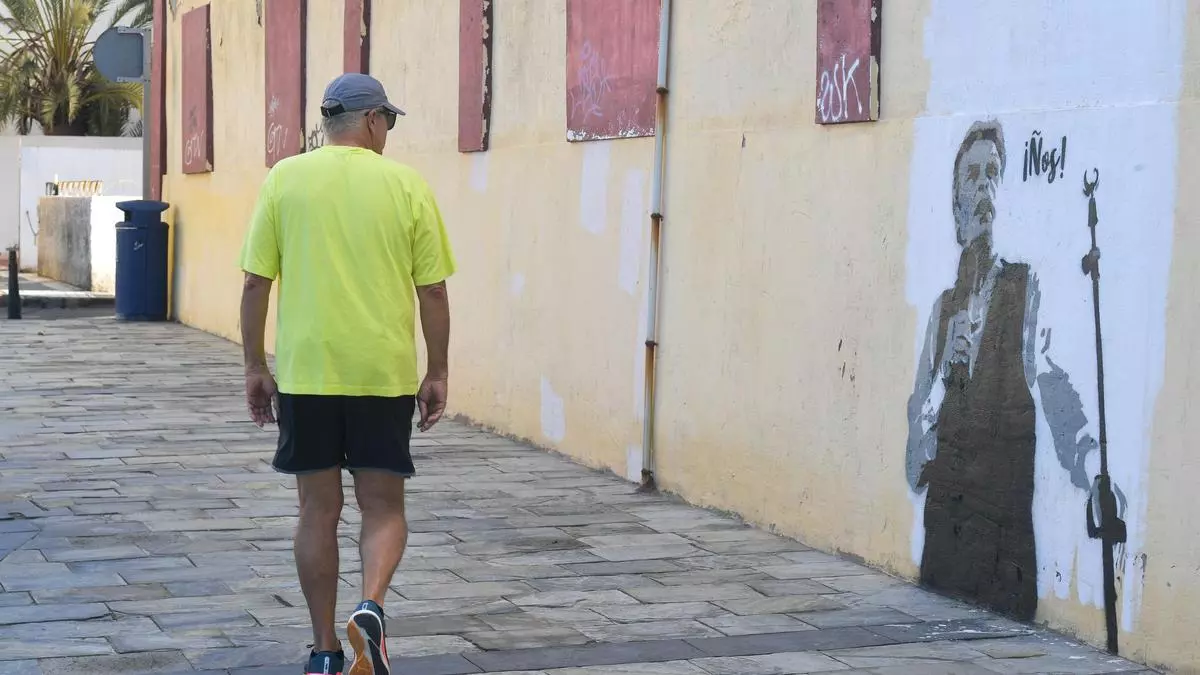 ¿Por qué se rompe el paseo al Confital? Los materiales "no fueron los más adecuados"