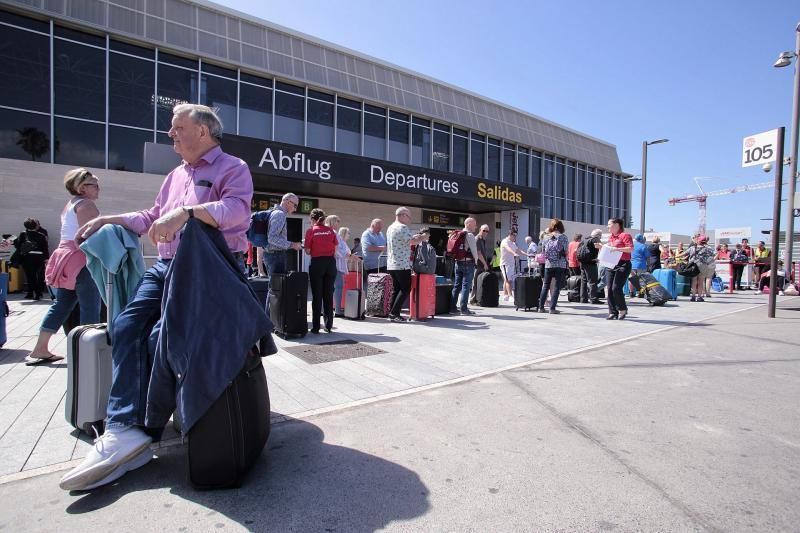 Situación en el aeropuerto de Tenerife Sur.