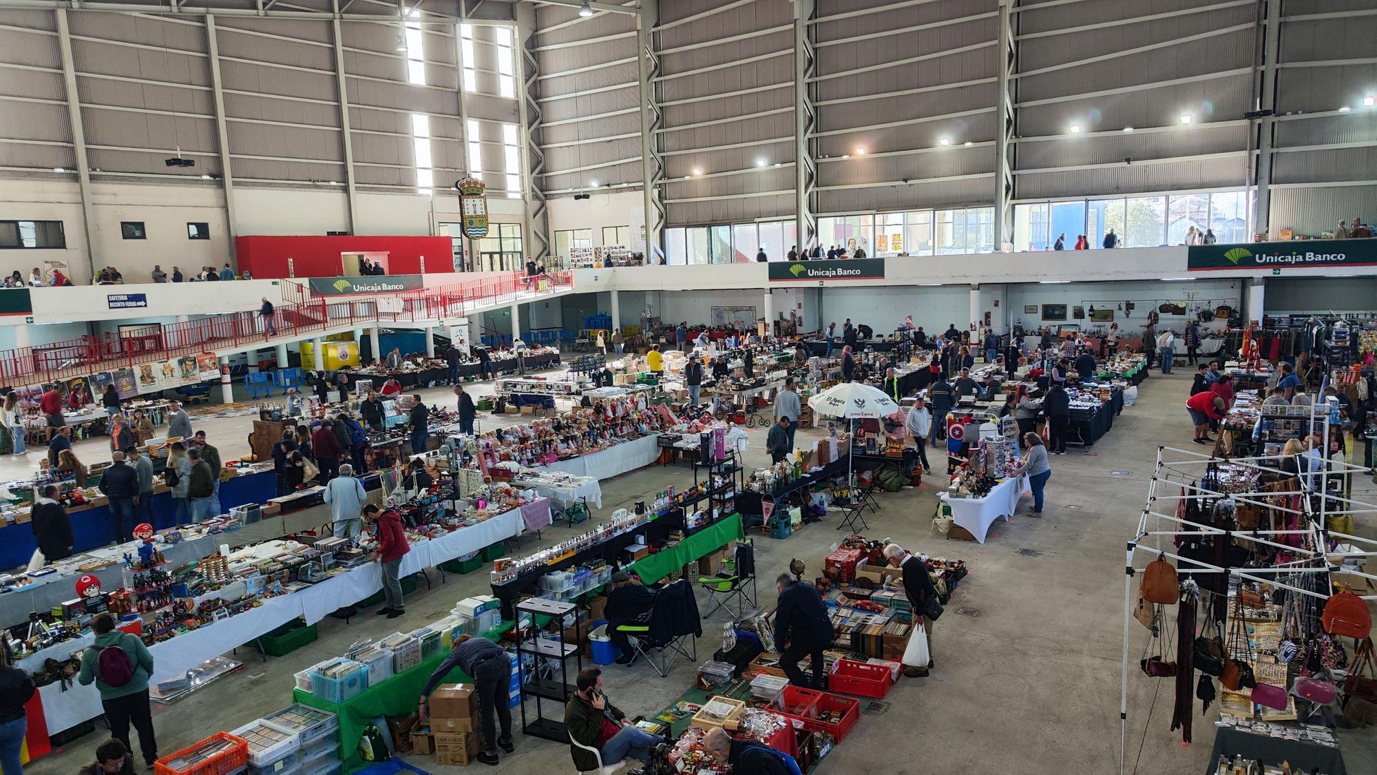 La Feria del Coleccionismo de Mieres, en imágenes.