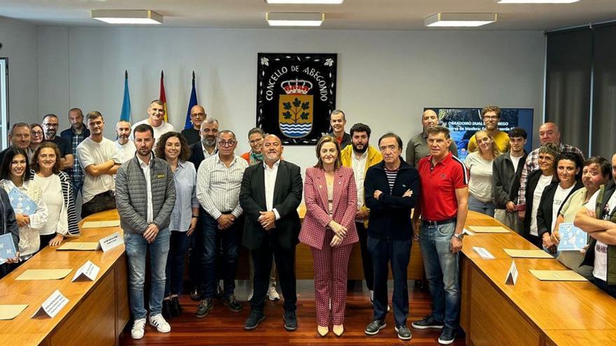 Clausura de un obradoiro dual con ocho concellos de la comarca