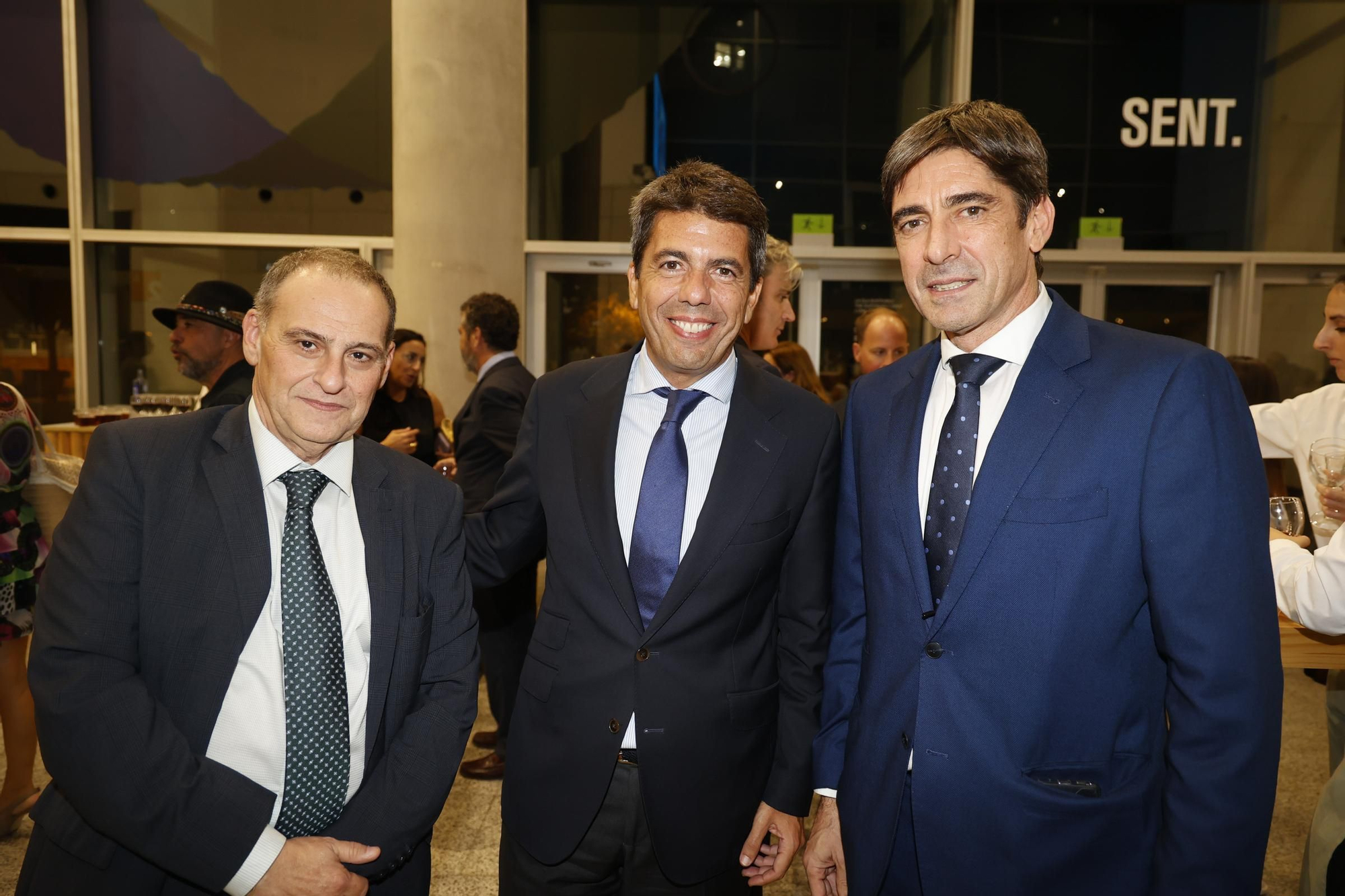 Búscate en la Gala de los Premios Levante 2023