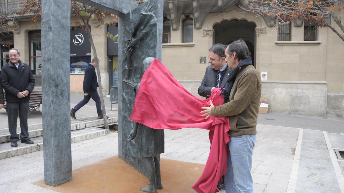 El que s'ha fet: Inauguració de l’Espai 1522 i de l’escultura l’Acollida (2015)