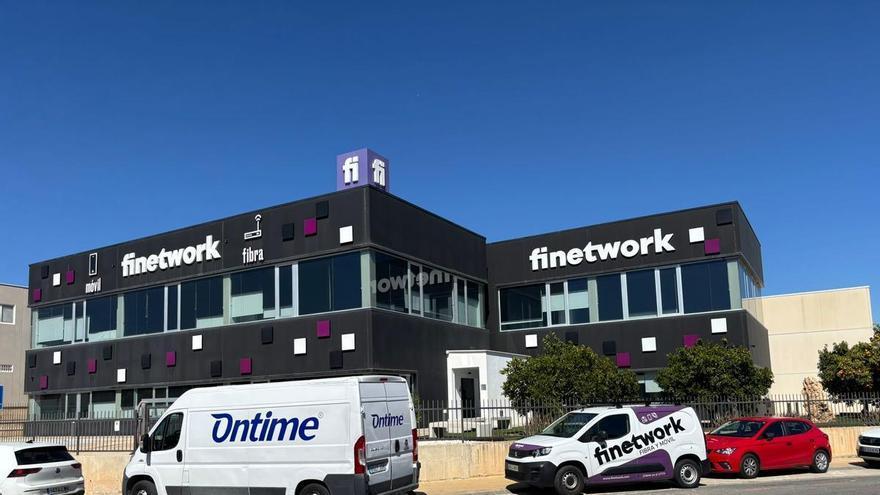 La sede de Finetwork en el polígono Finca Lacy de Elda sale a la venta por 1,95 millones de euros