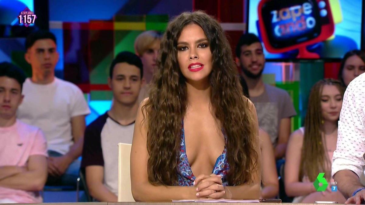 Cristina Pedroche denuncia insultos en redes por llevar un vestido en &#039;Zapeando&#039;