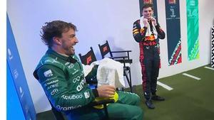 Alonso y Verstappen, antes de la ceremonia de podio en Miami