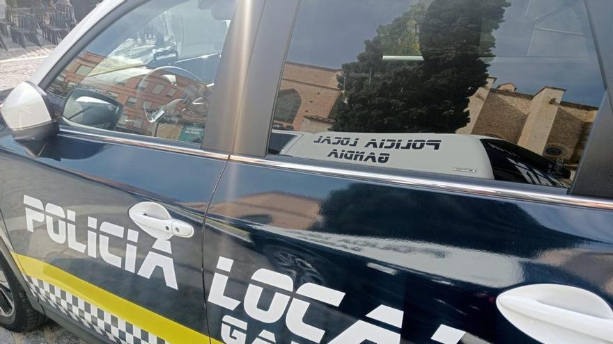 Detenido un hombre de 74 años por masturbarse ante un niño en un parque de Gandia