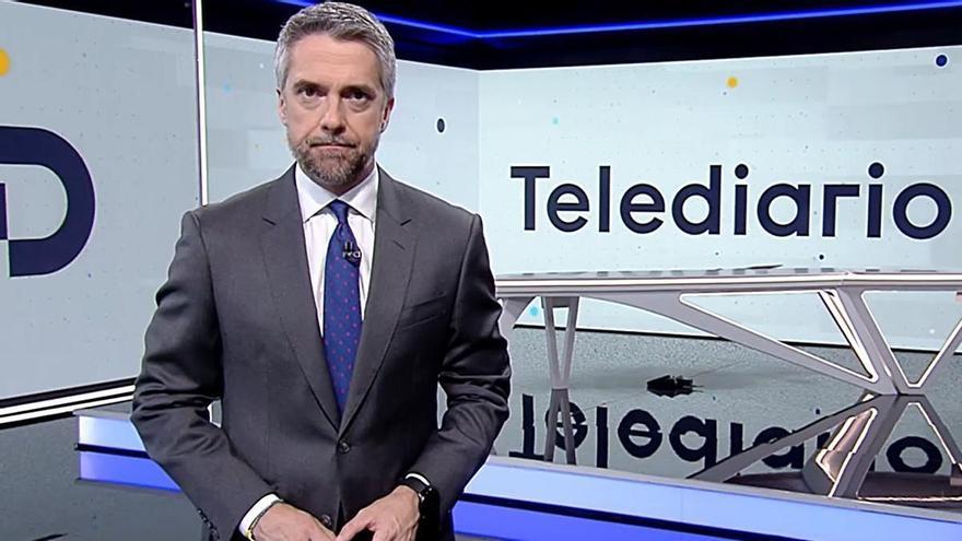 El periodista asturiano Carlos Franganillo salta de TVE a Mediaset: tomará el relevo de Pedro Piqueras