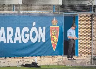 La realidad de la plantilla del Real Zaragoza con el factible descenso a Primera RFEF: ni el apuntador