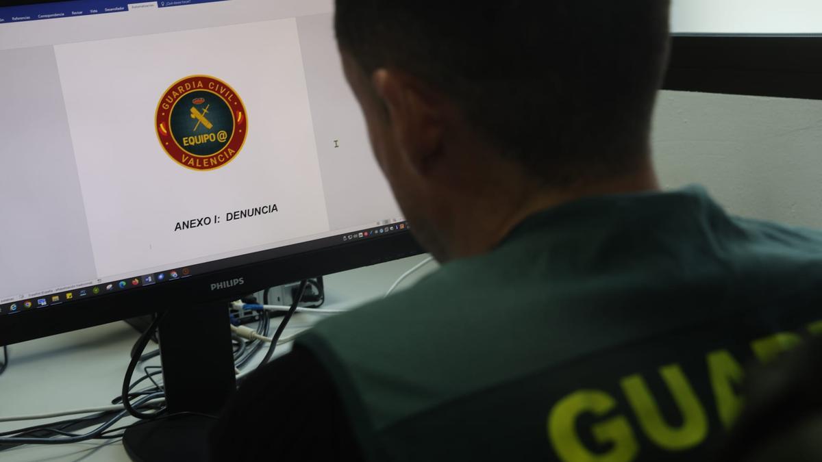 La Guardia Civil alerta sobre cómo prevenir las ciberestafas en Navidad