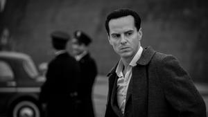 Andrew Scott como Tom Ripley en la serie Ripley