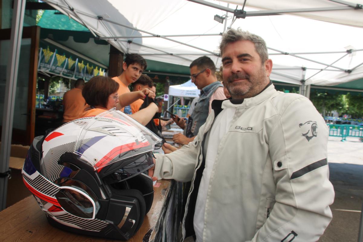 Entre lluvia y motos clásicas: así arranca la concentración internacional del Lago de Sanabria