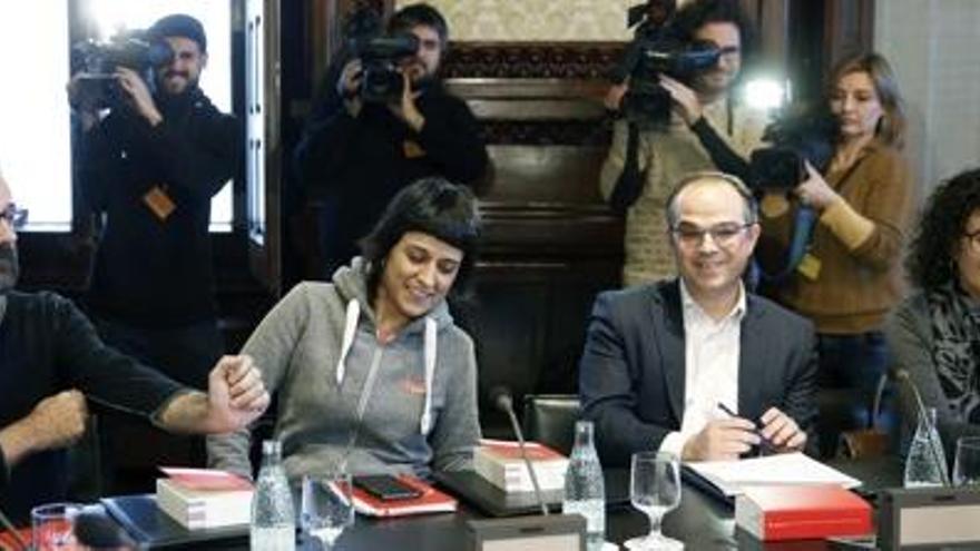 Junts pel Sí i la CUP es reuneixen avui en l&#039;últim intent d&#039;acord