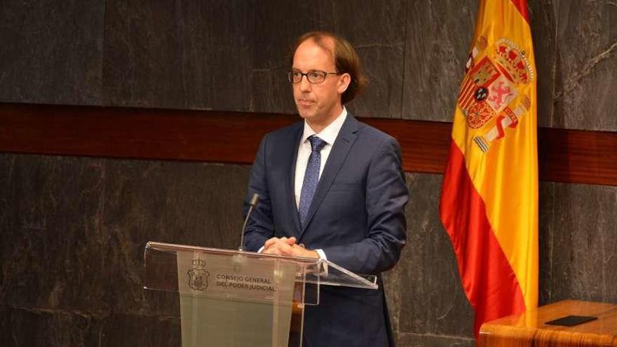 El magistrado Antonio Lorenzo, ayer, en Madrid, durante la entrega del premio.