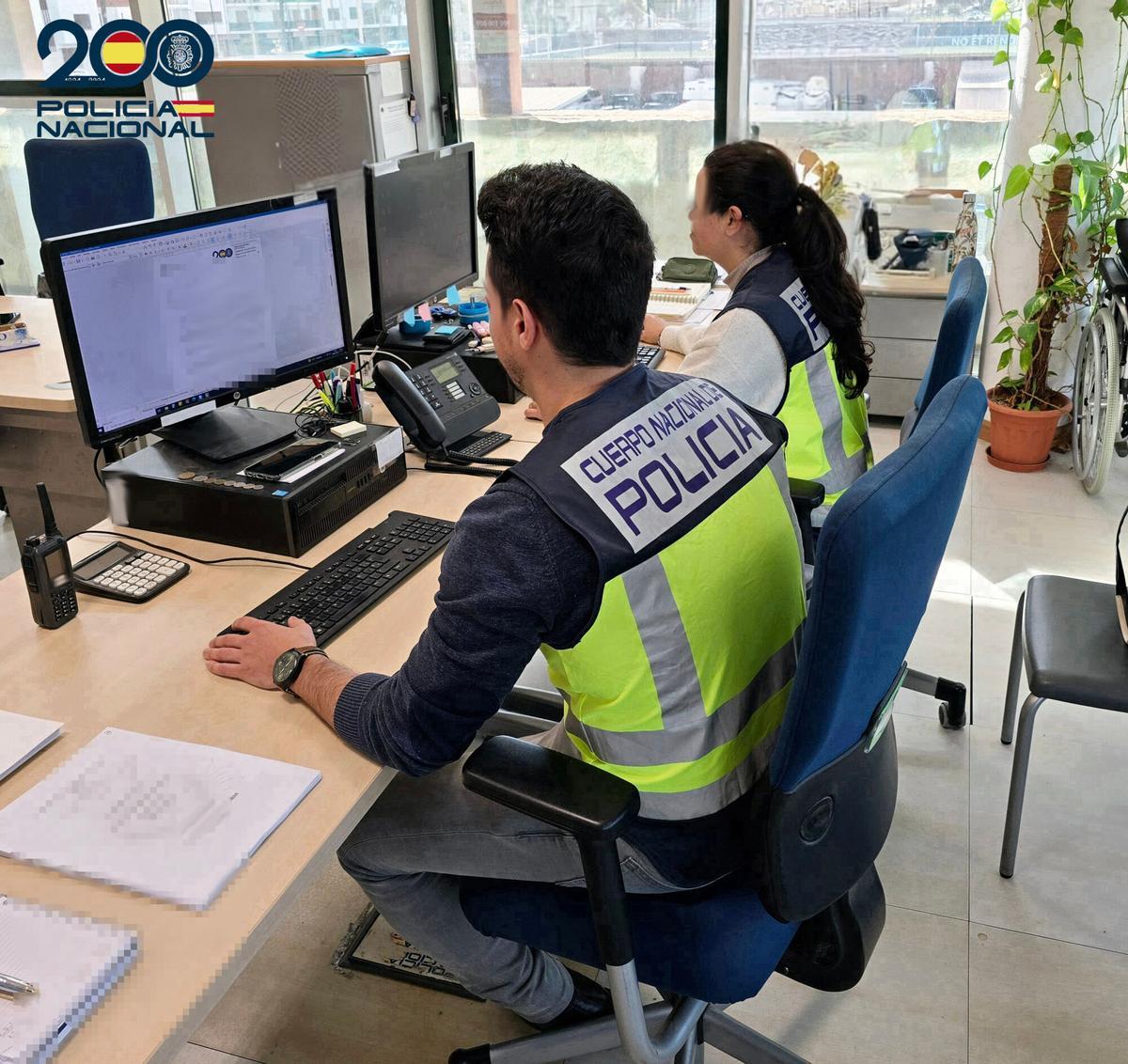 Agentes de la Policía Nacional
