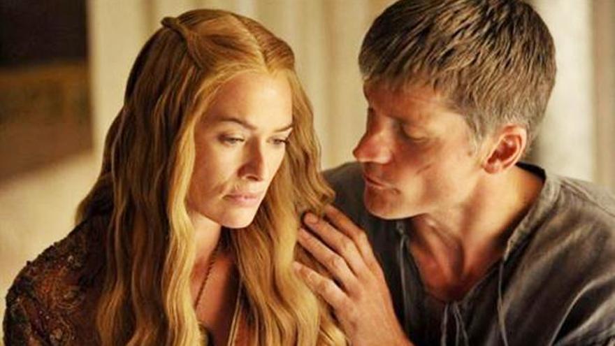 Cersei y su hermano Jaime.