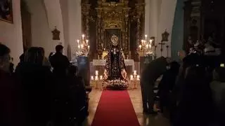 La Virgen de la Soledad recibe el cariño de los toresanos