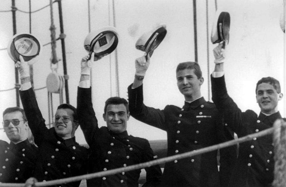 El paso de Felipe VI por la Escuela Naval de Marín El paso de Felipe VI por la Escuela Naval de Marín