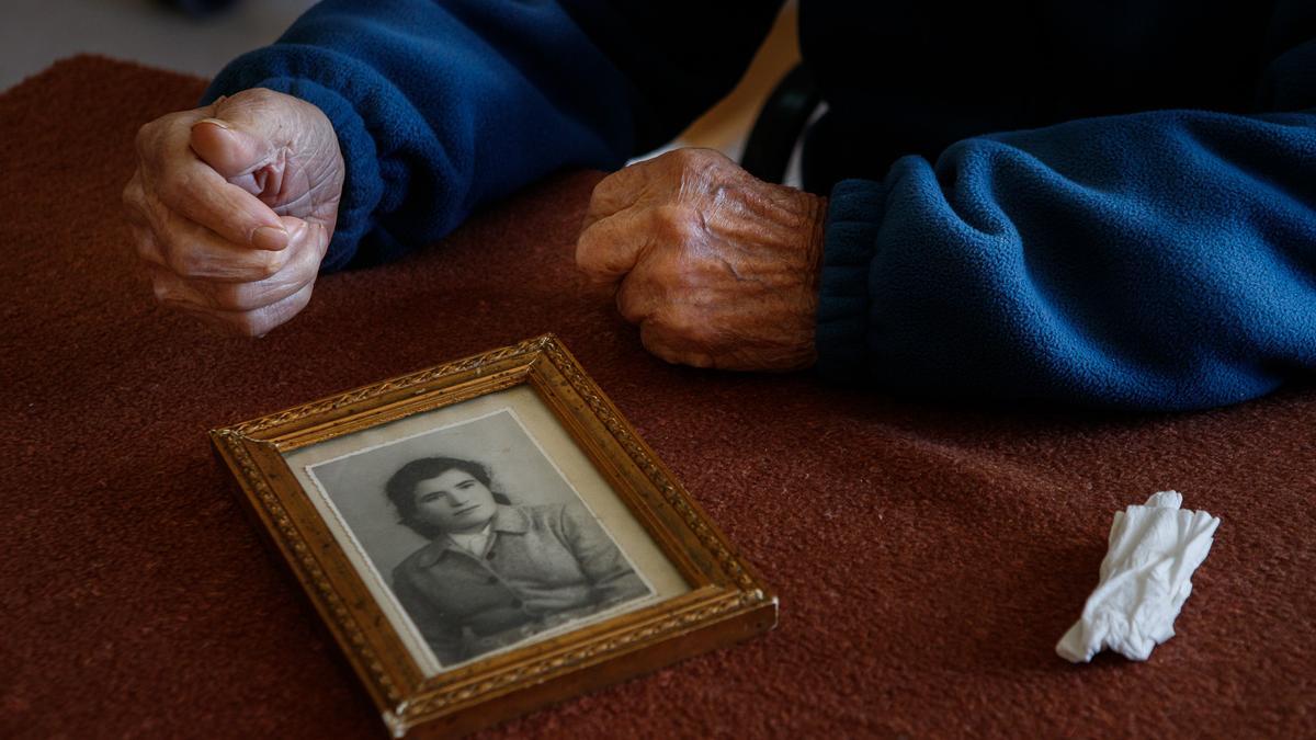 El retrato de su mujer, Dolores Becerra, cuando ella tenía 27 años.