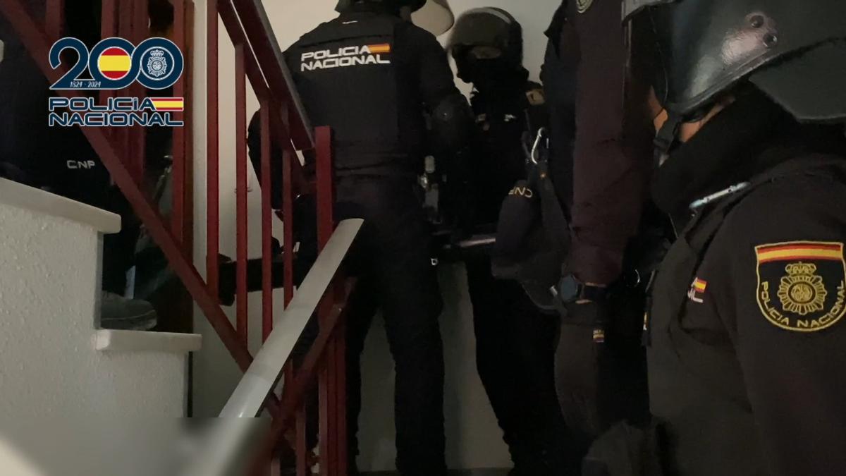Drogas y explotación sexual en tres pisos de Elche