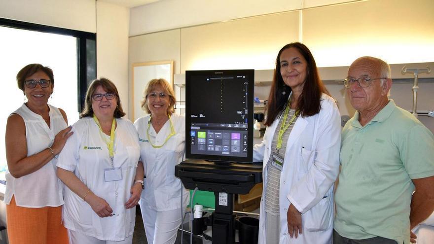 Una donació de l’Oncolliga Girona permet estrenar un nou ecògraf a l’Hospital de Blanes