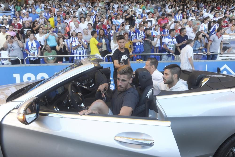 Presentación de los nuevos fichajes del Deportivo