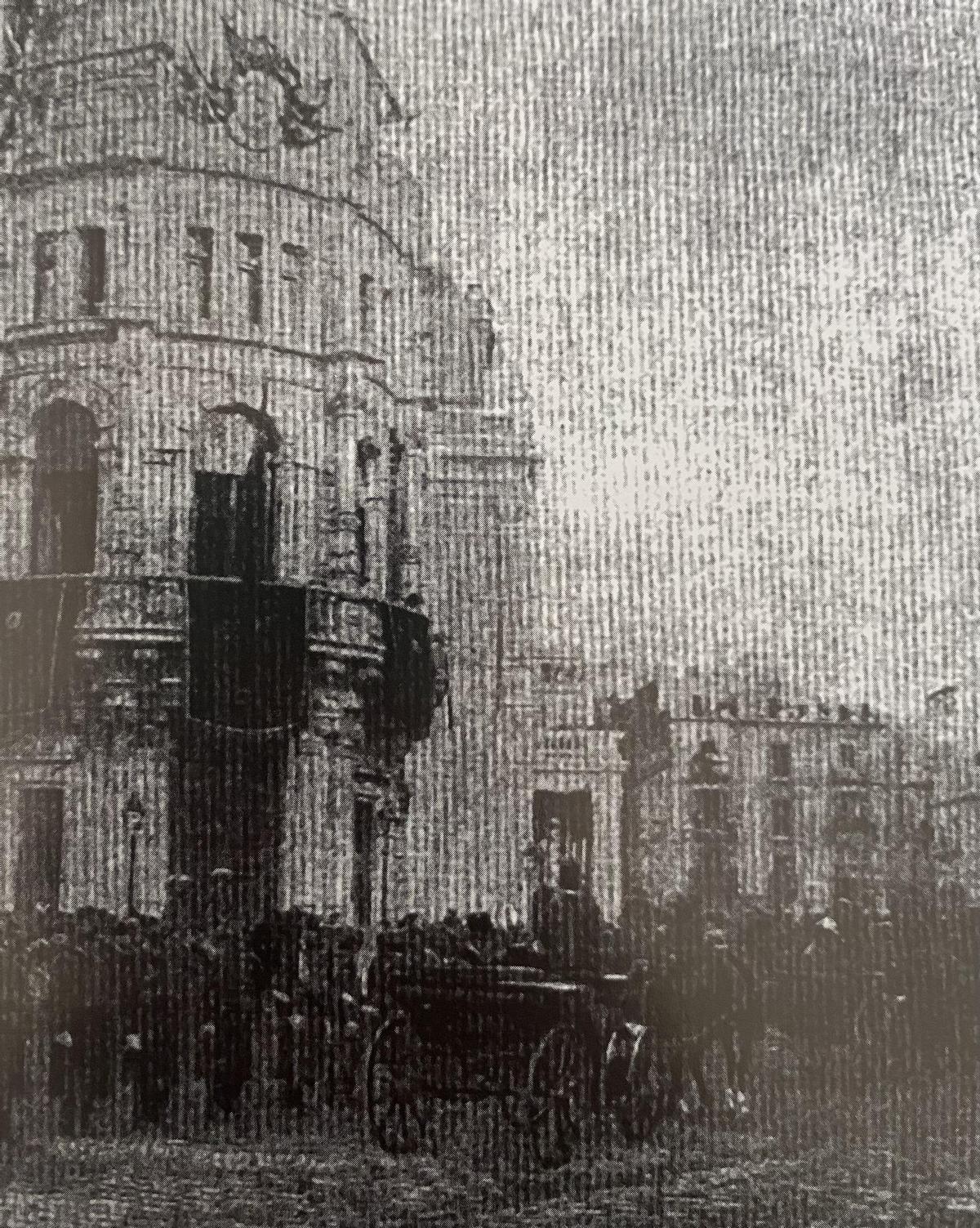 El carruaje con el Rey Alfonso XIII llega al Palacio Consistorial de Cartagena, nótese arriba a la izquierda la ausencia del reloj