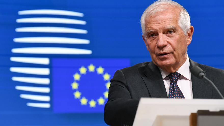 L'alt representant per a la política exterior de la Unió Europea, Josep Borrell, durant la roda de premsa posterior a la reunió dels ministres d'Afers Exteriors celebrada a Brussel·les