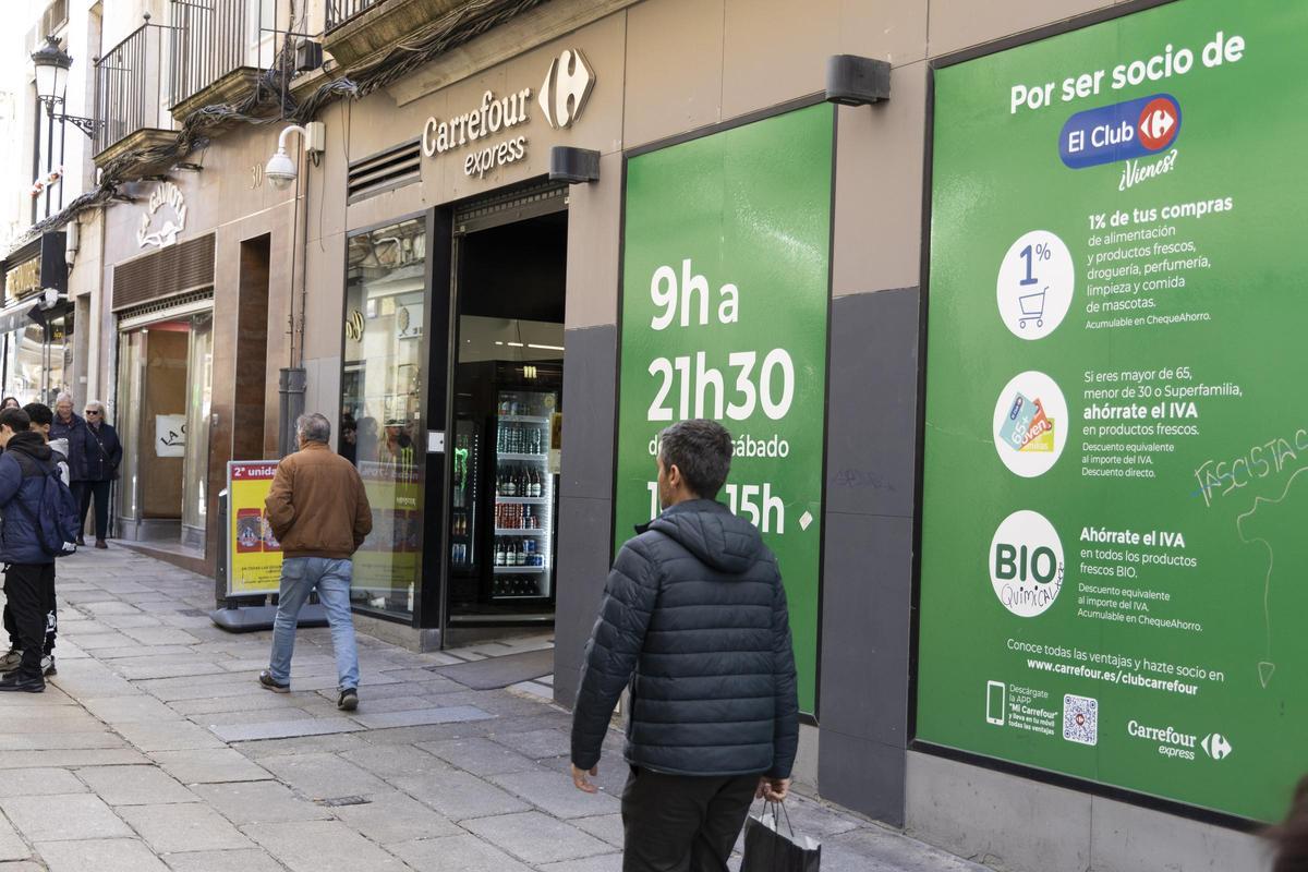 Así se encuentra la calle Pintores actualmente