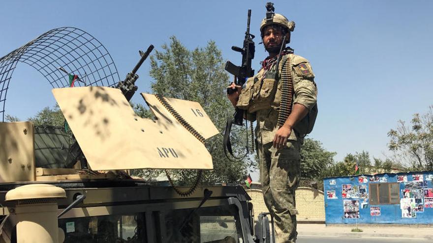 Un soldado afgano, en las inmediaciones de la zona.