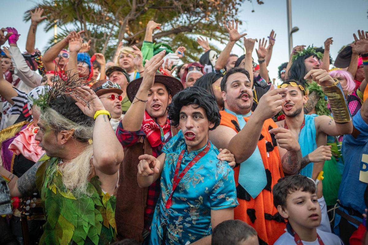 Mano a mano entre Diablos Locos y Bambones